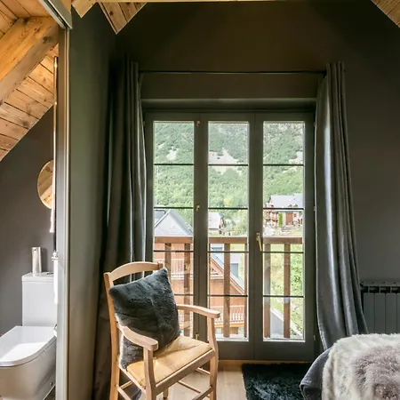 Montpius By Totiaran Apartment Salardu