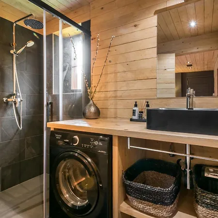 Montpius By Totiaran Apartment